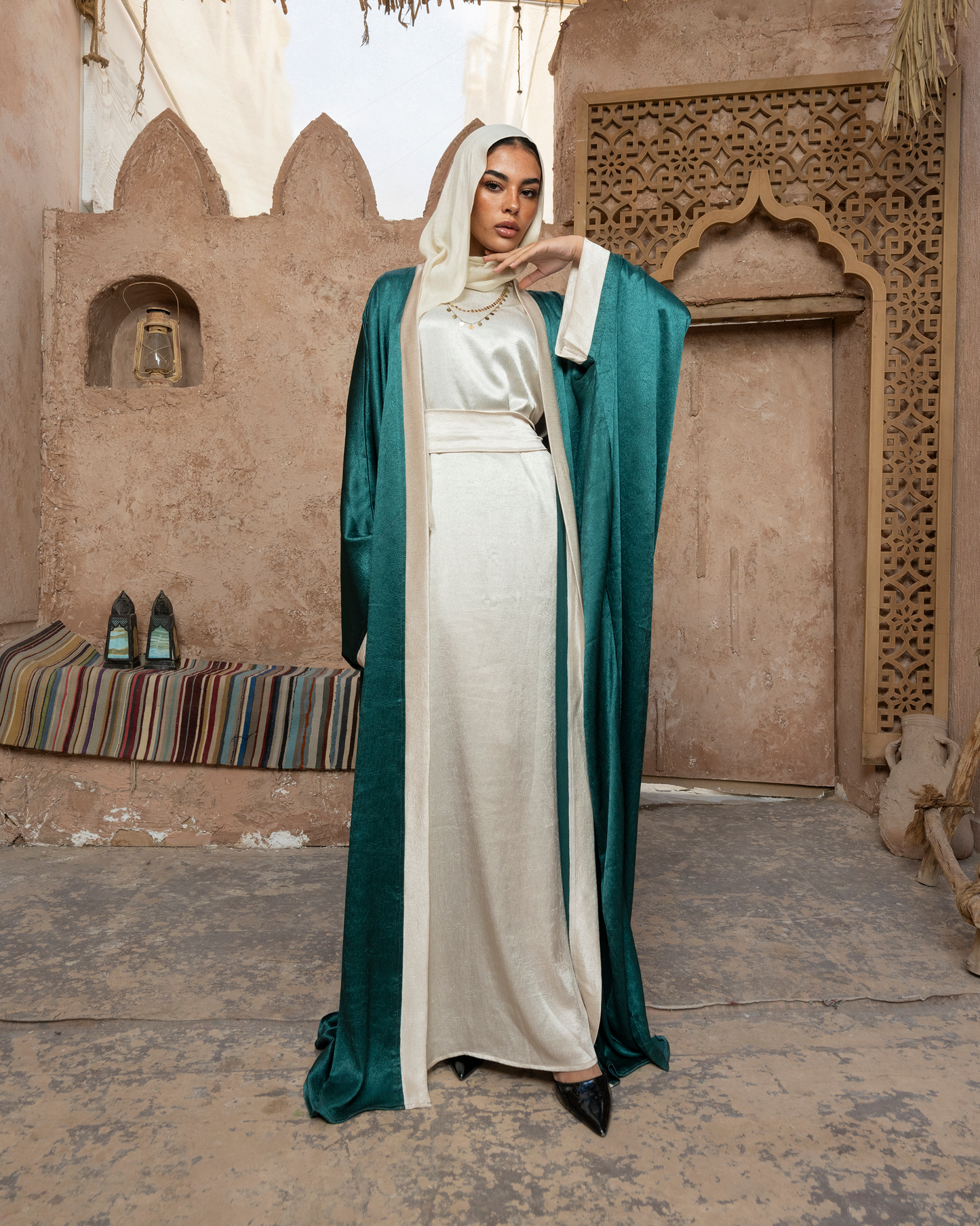 Golden glory kaftan