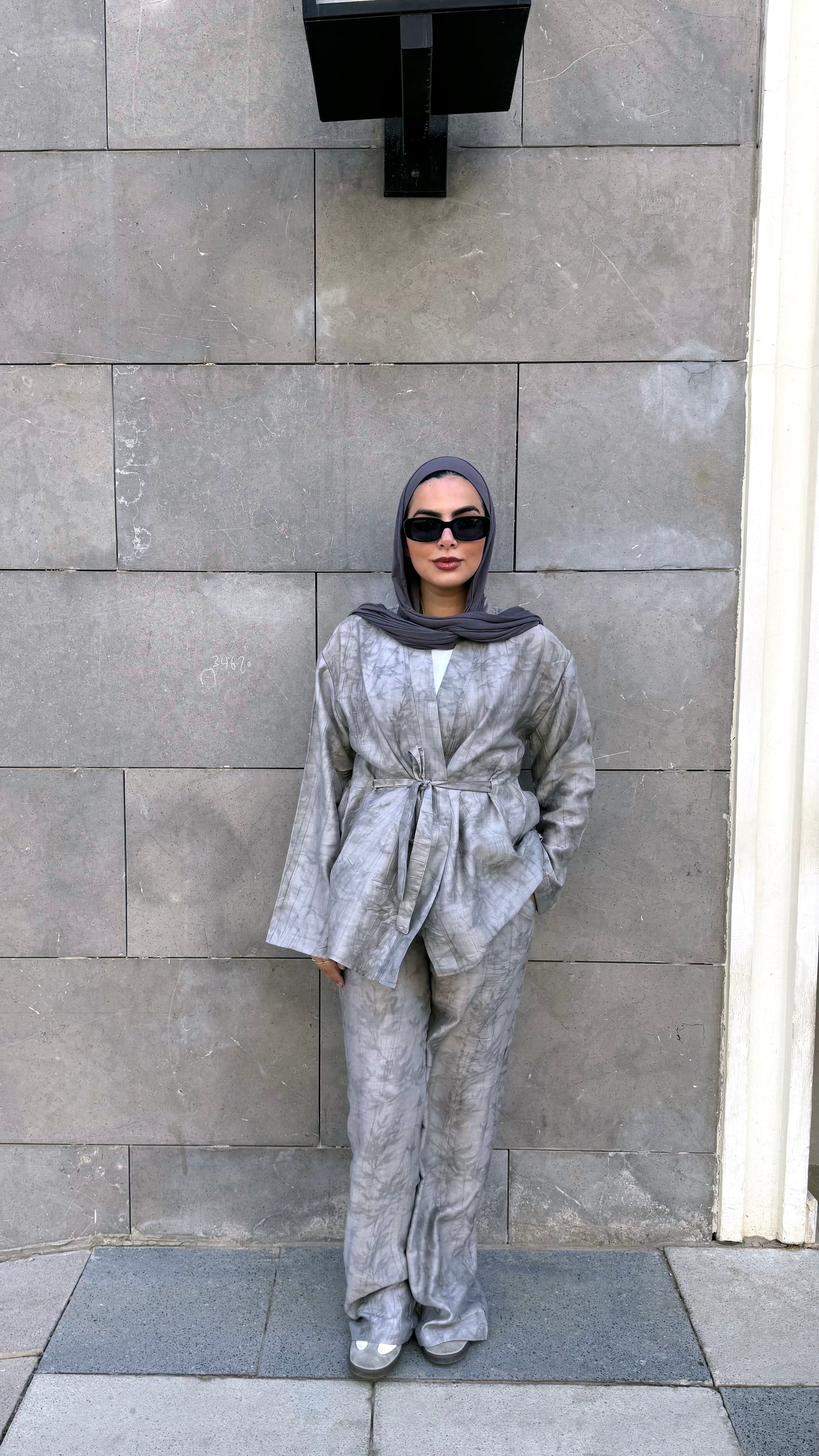 Floral Flow Set in grey