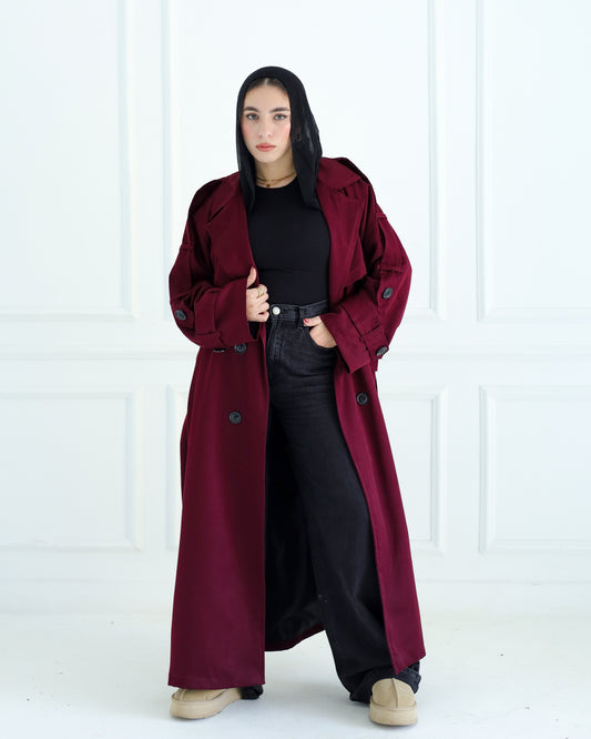 Trench coat in burgundy