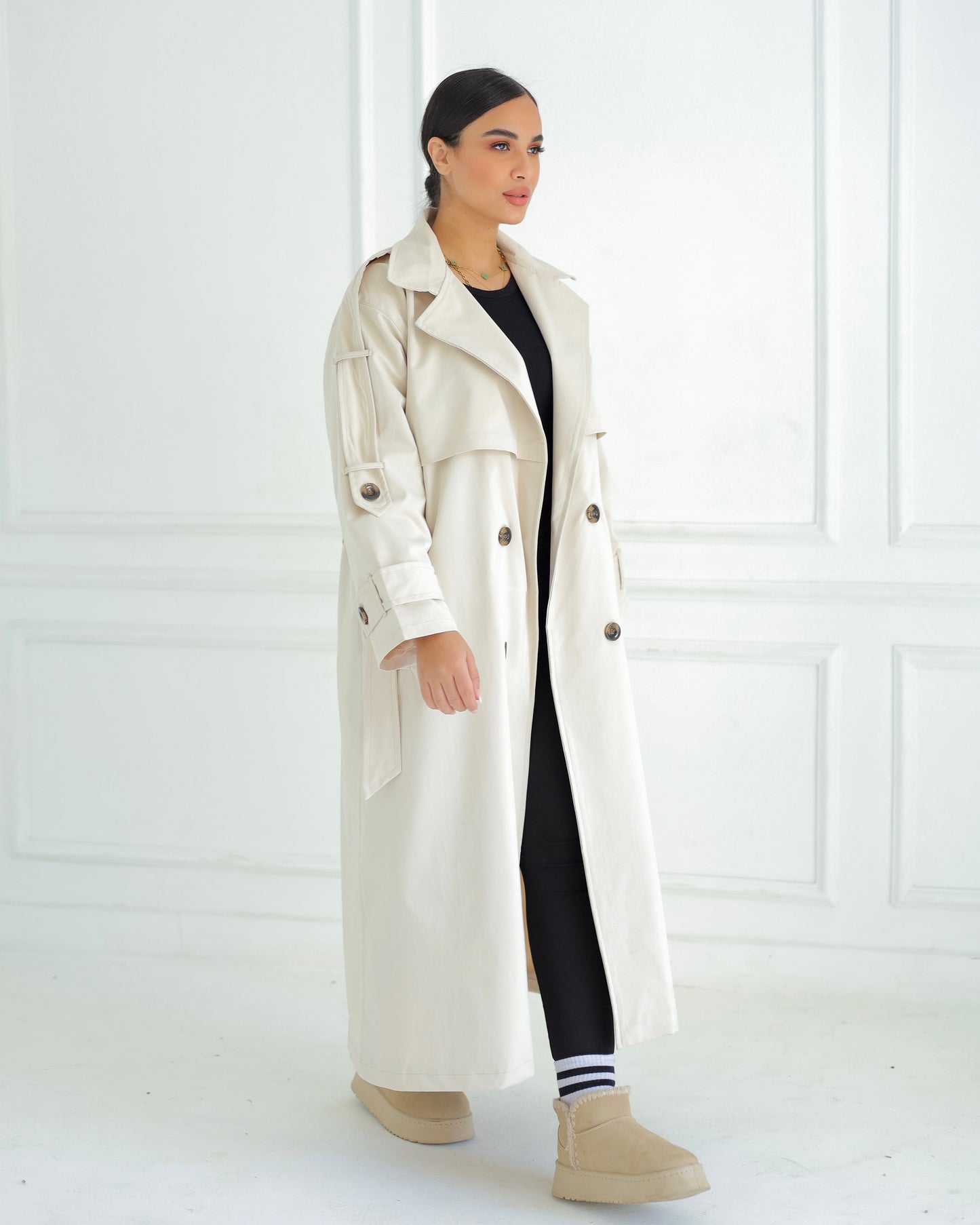 Trench coat in beige