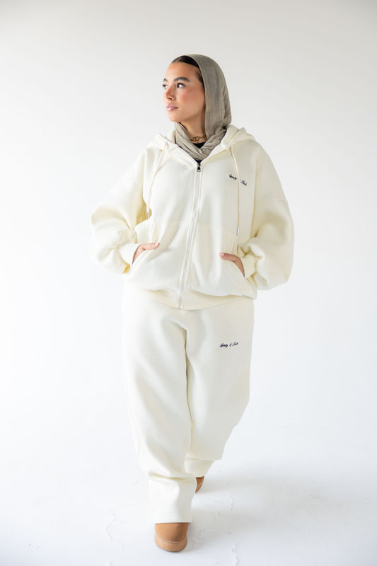 Everyday Set in Cream