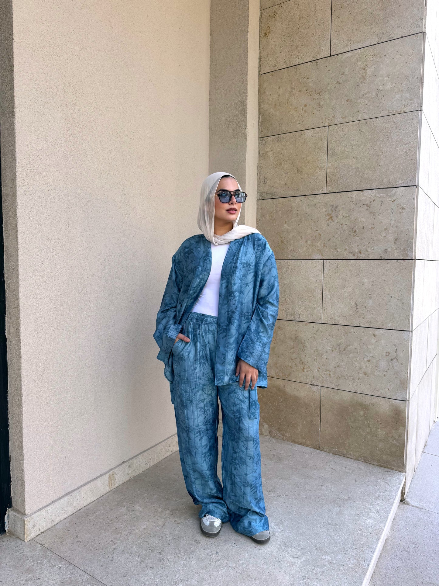 Floral Flow Set in washed blue
