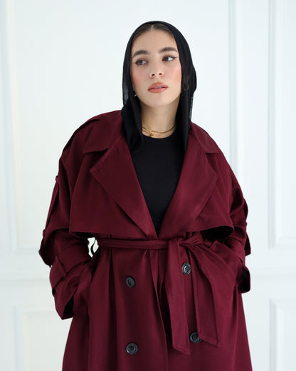 Trench coat in burgundy