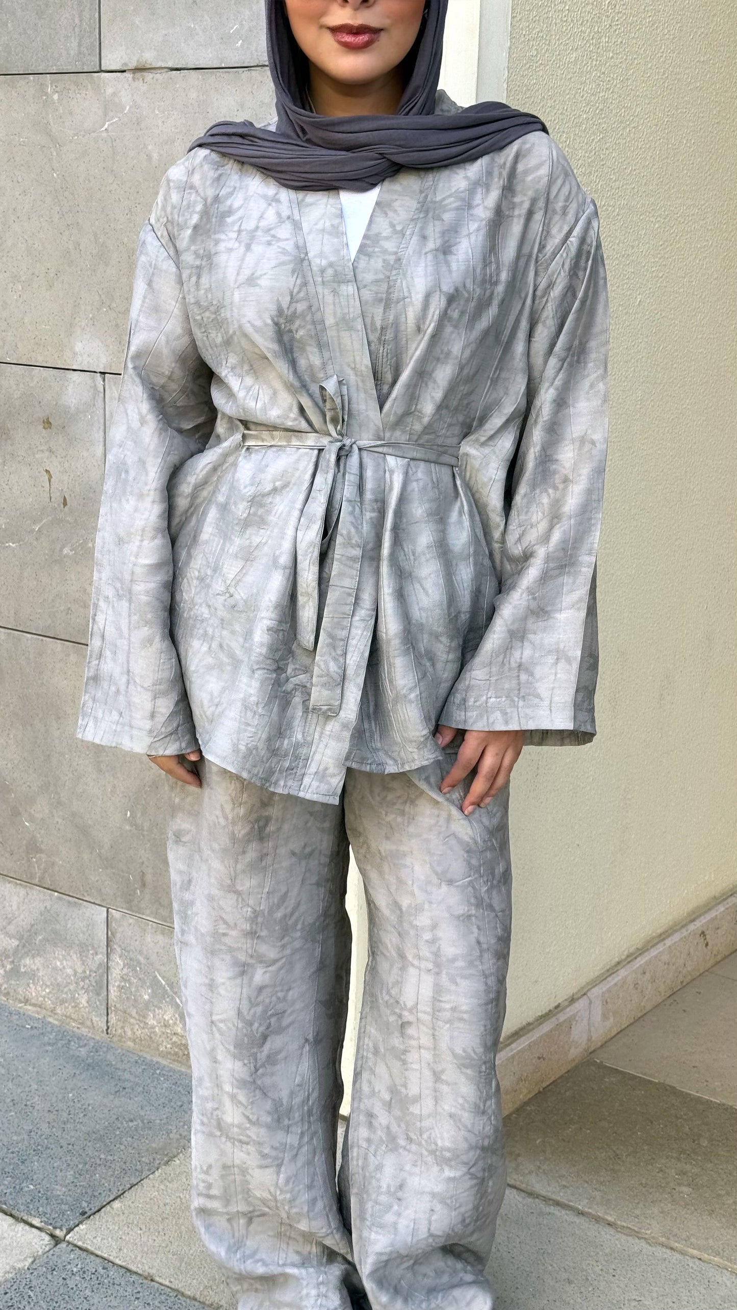 Floral Flow Set in grey