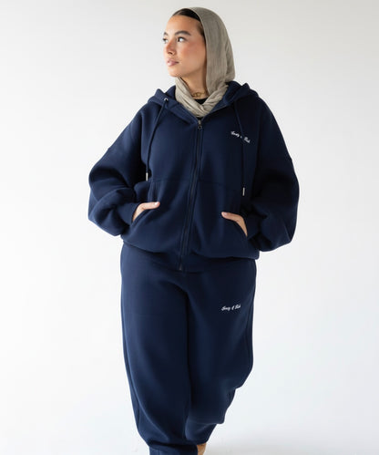 Every day set in Navy