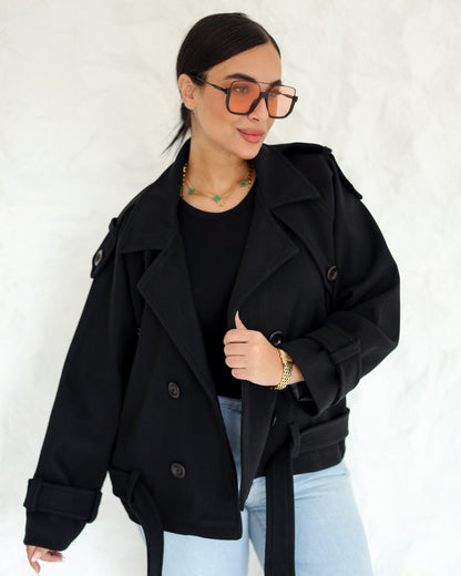 Snug jacket in black