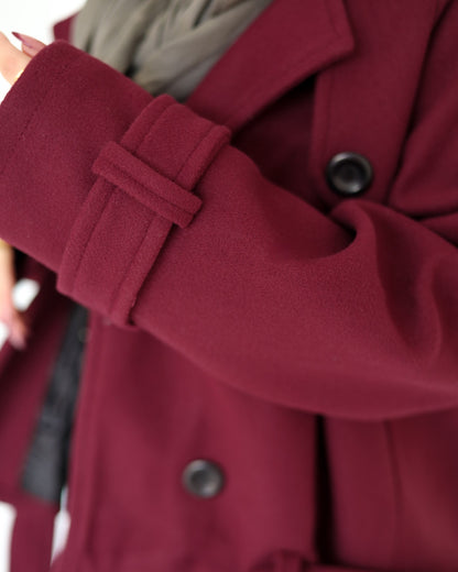 Snug jacket in burgundy